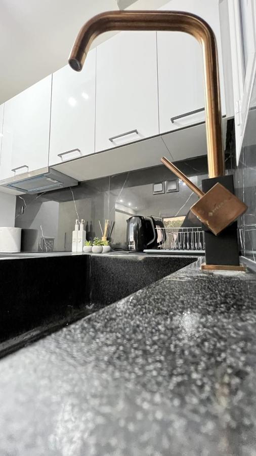 Μy Ηομε Apartman Chalkís Kültér fotó